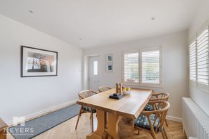 Photo 32- click for photo gallery